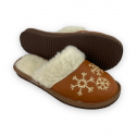 Pantofle damskie ocieplane brązowe pantofle skórzane śnieżynki Nowo